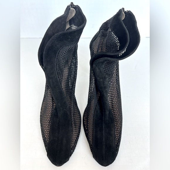 Luca Valentini Italian Suede Mesh Heels - Picture 1 of 9